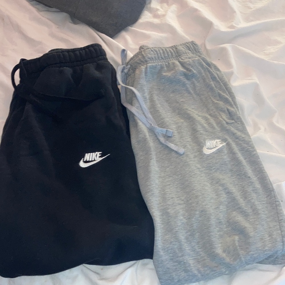 Nike sweatpants/joggers